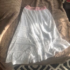 Hi-low Maxi Skirt, white color, multi colored around the waist